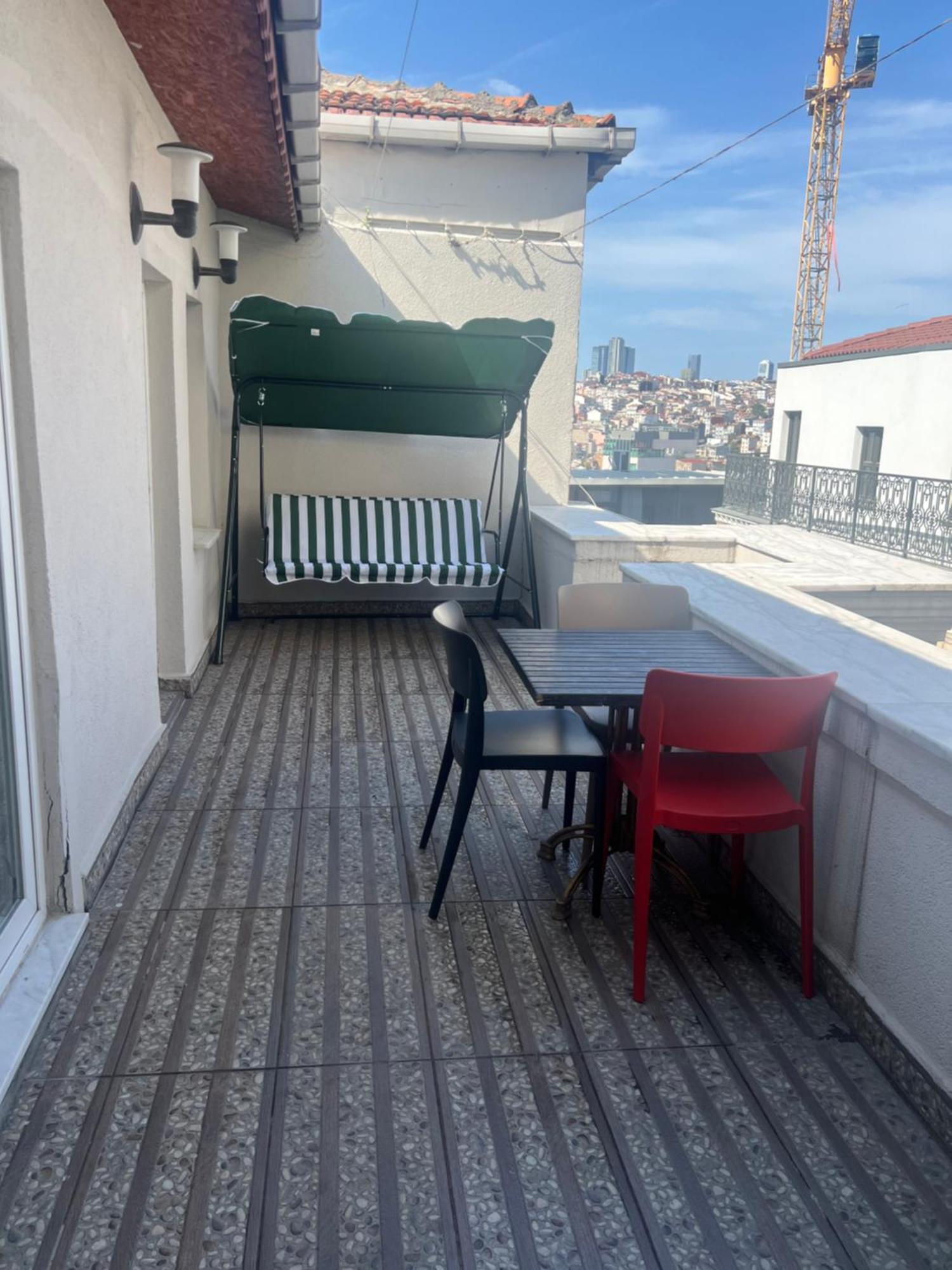 Taksim Cmlm Suit Истанбул Екстериор снимка