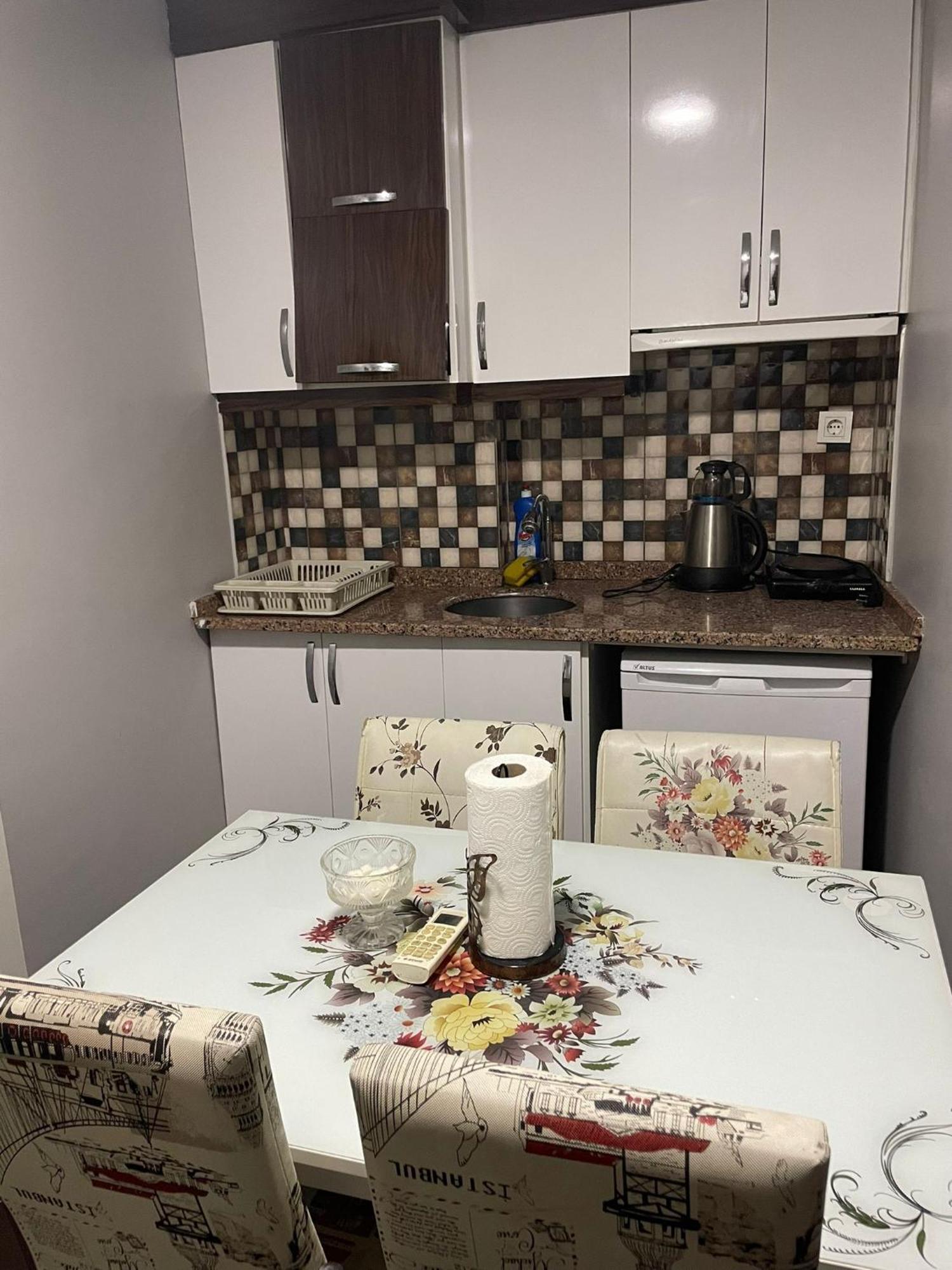 Taksim Cmlm Suit Истанбул Екстериор снимка