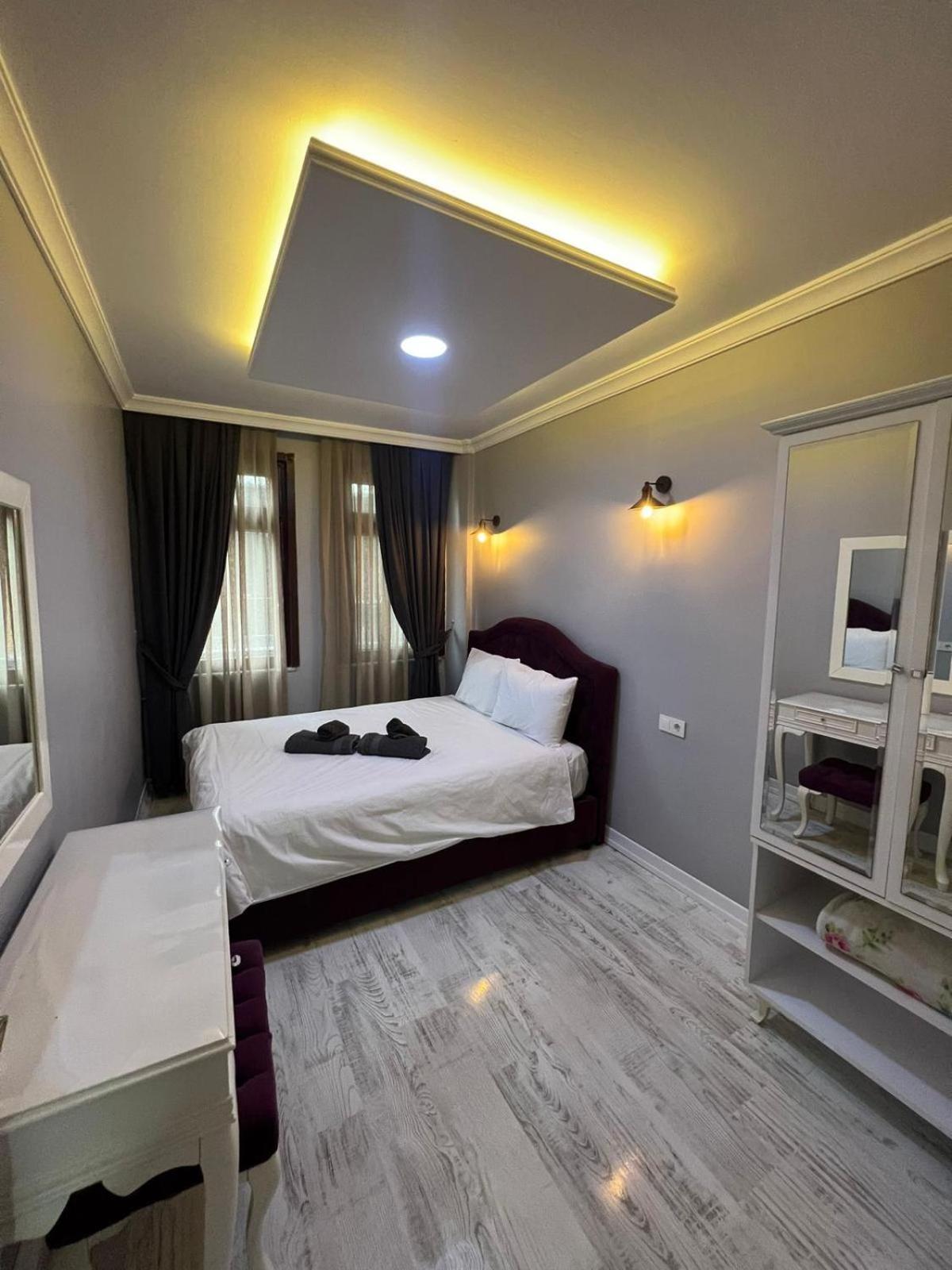 Taksim Cmlm Suit Истанбул Екстериор снимка