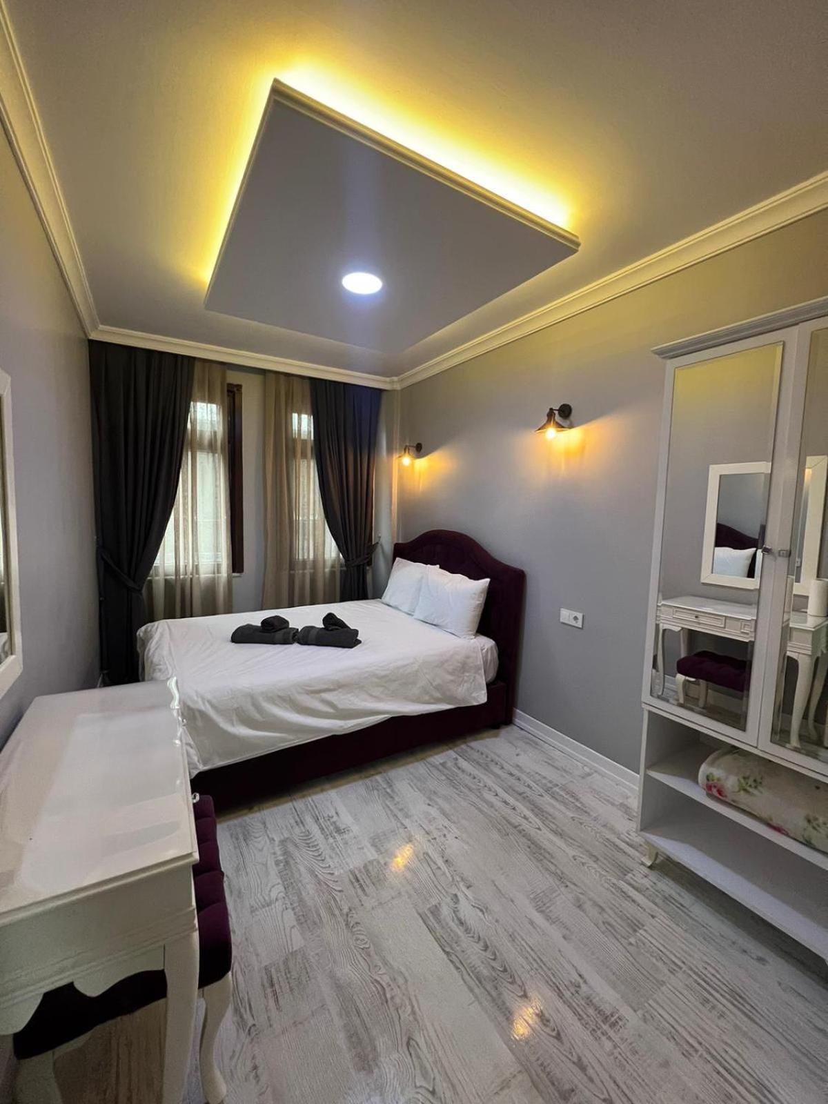 Taksim Cmlm Suit Истанбул Екстериор снимка